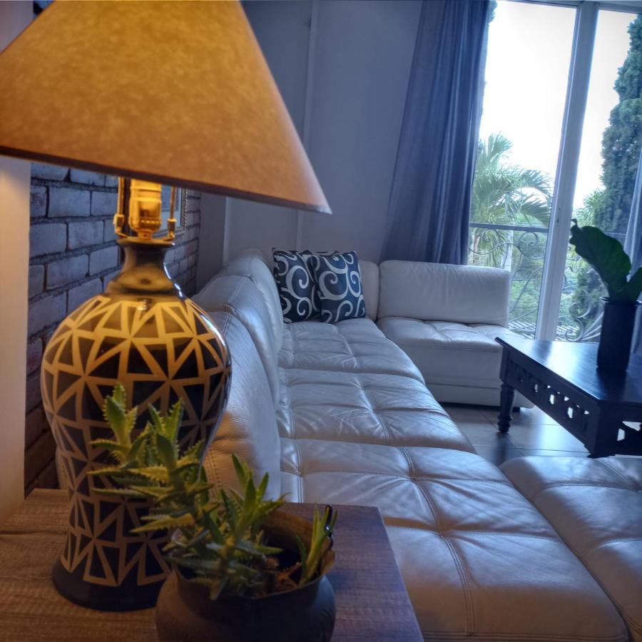Hotel Altos De Fontana à Managua Extérieur photo