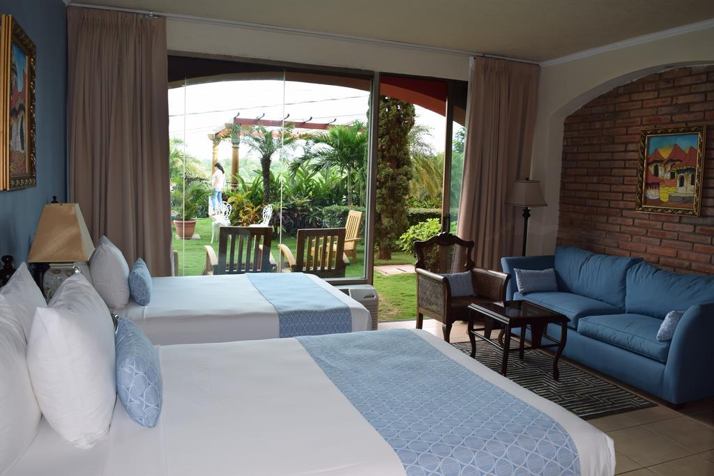 Hotel Altos De Fontana à Managua Extérieur photo