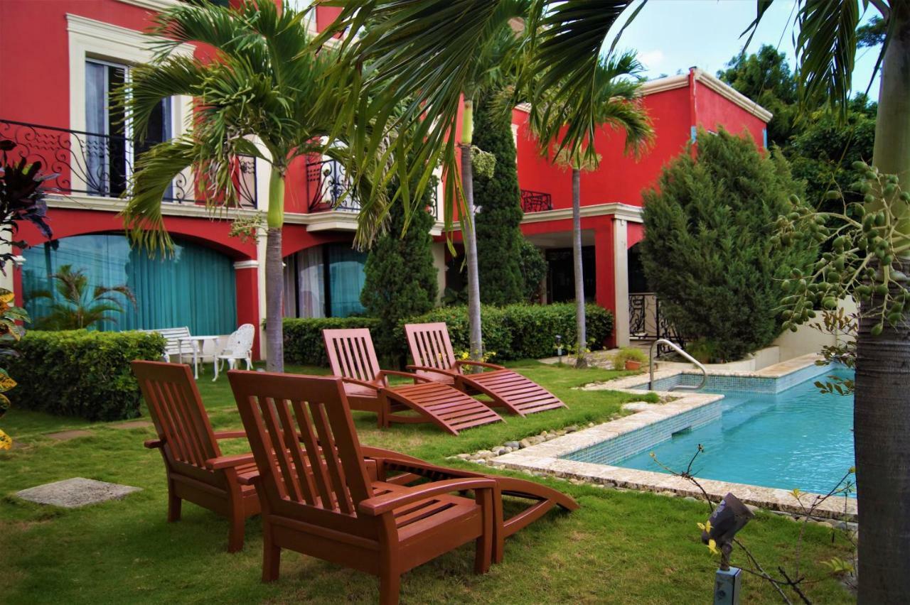 Hotel Altos De Fontana à Managua Extérieur photo